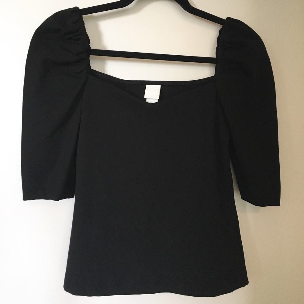 🖤2/$12! H&M Puff-Sleeve Sweetheart Neck Black Top